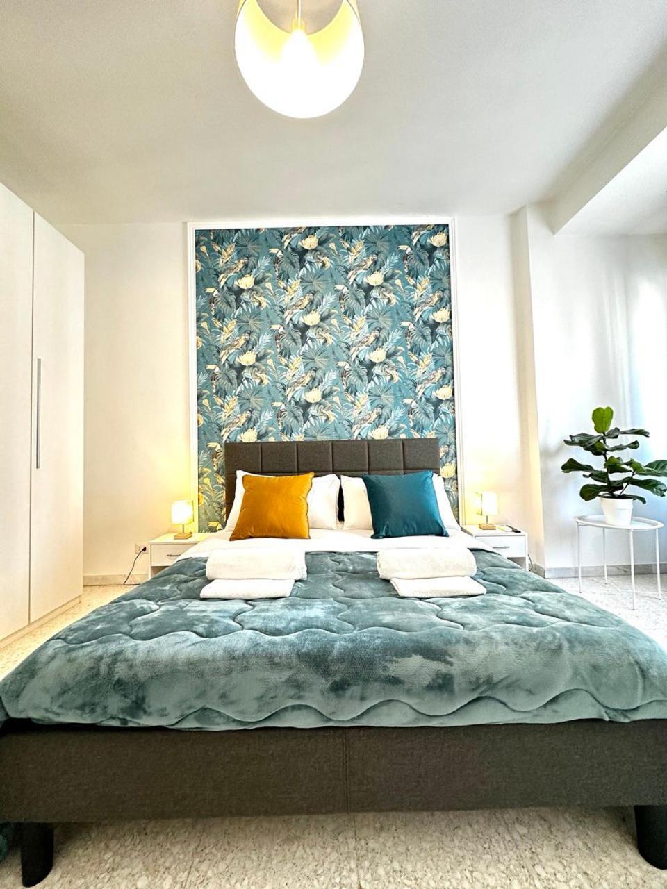 Forty1 Apartment Near Metro Cipro Rom Eksteriør billede